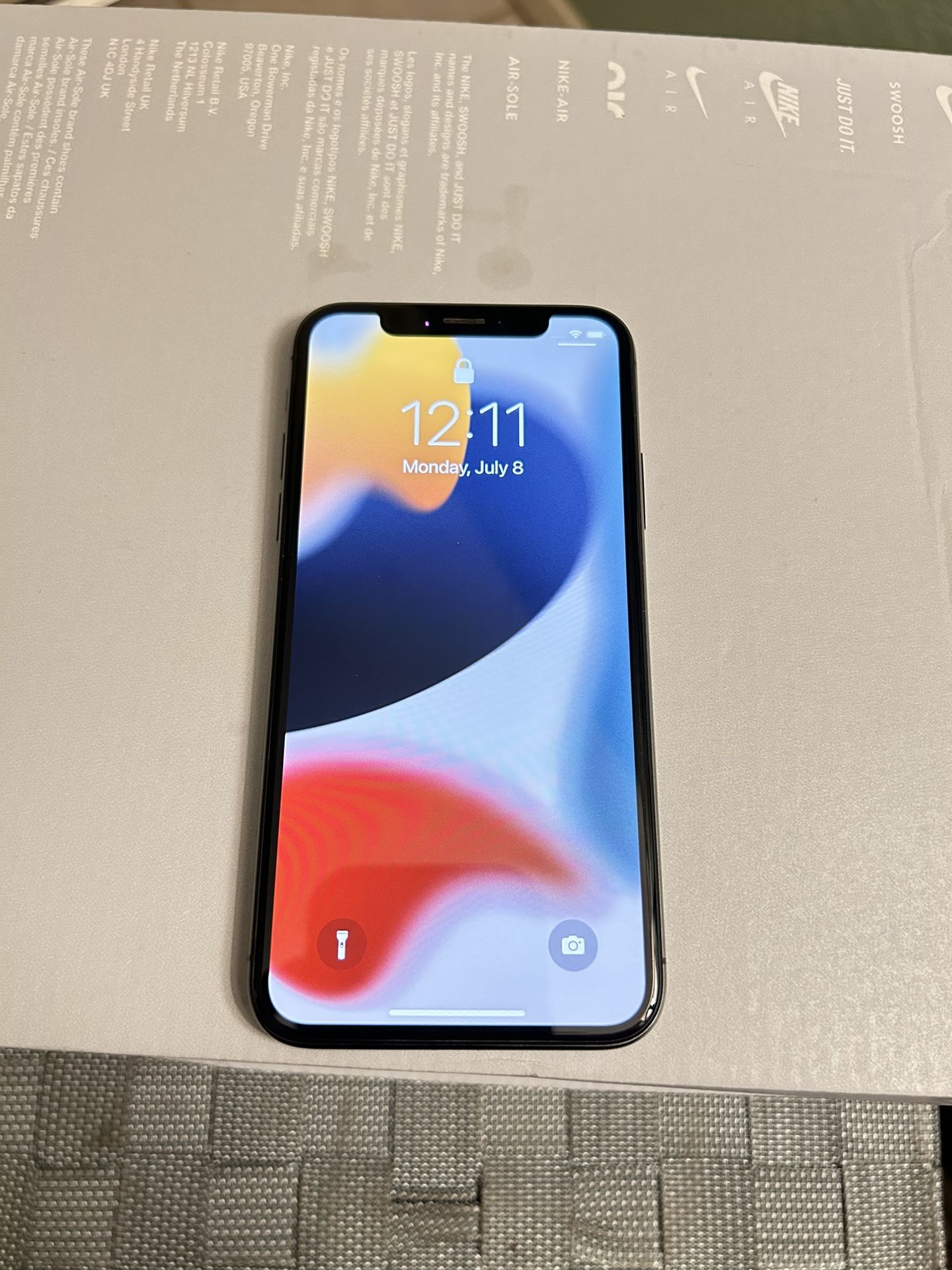 iPhone X