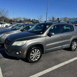 2011 Volkswagen Tiguan Sport