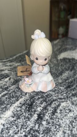 1992 Enesco Precious Moments "Sowing The Seeds Of Love" Figurine