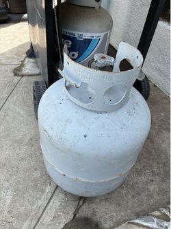 Propane tank