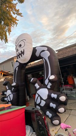 Giant Halloween Inflatable Skeleton Arch