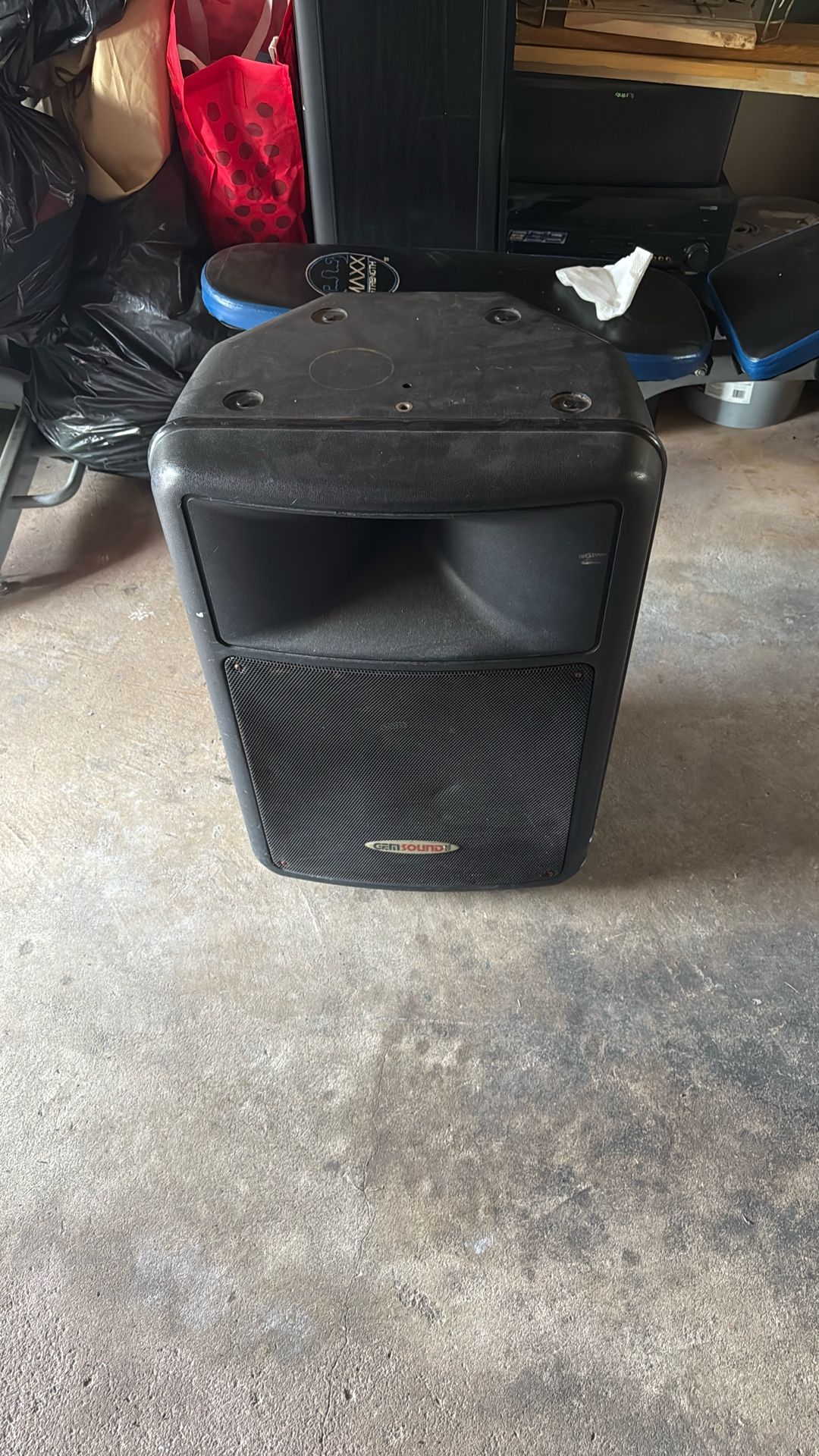 Speaker REALLY LOUD