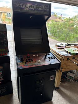 Arcade pc  with thousands of games