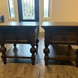 2 Ashley Veramode/ End Tables 