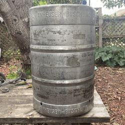 Anheuser-Busch 15.5 gallon BEER KEG
