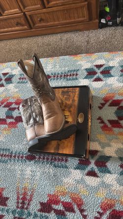 kids Old West Boots Size 2 kids