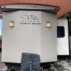 2019 Forest River 42QBQ