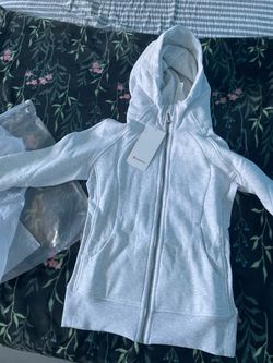 Lululemon Light Grey Heather Full-Zip Scuba Hoodie NWT