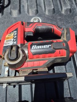 Bauer jig Saw + charger and 2/ 20 volt batteries