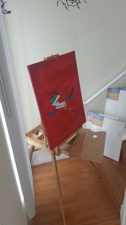 Wooden Easel with drawer, pallete and 8 canvases