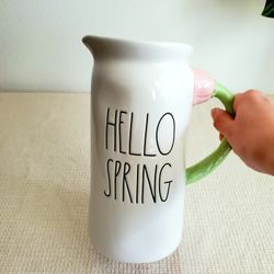 Rae Dunn Hello Spring Pitcher, Tulip handle, pink inside 8,5’’