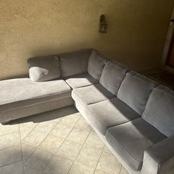 Ashley Furniture Grey Couch In Good Condition 