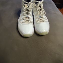 Jordan 11s 