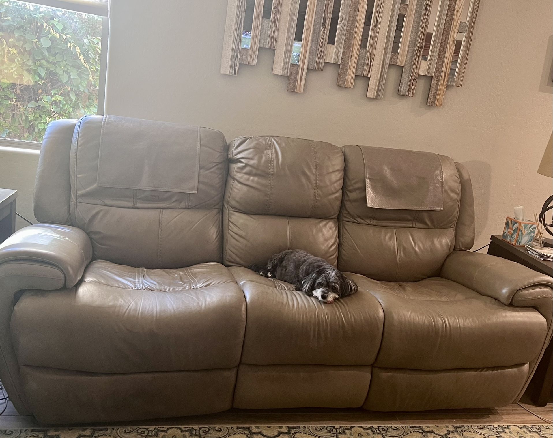 Flexsteel Leather Reclining Sofa – Good Condition