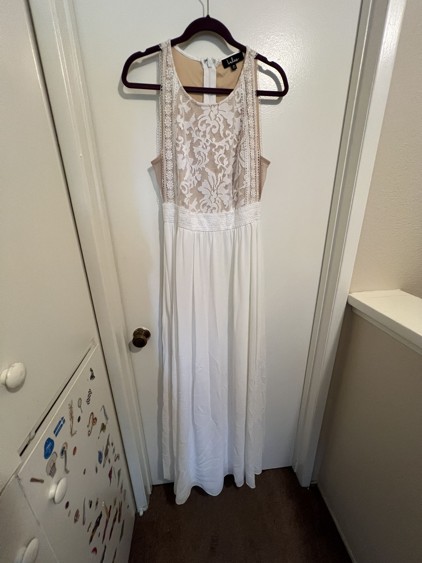 Lulus White/Ivory Wedding Maternity Event Dress