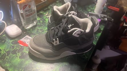 Kids Jordan 4s