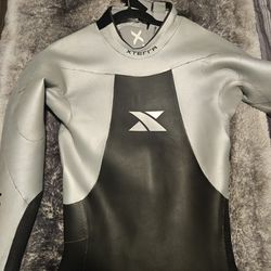 Wetsuit Triathlon Xterra Vengeance Large Used Once