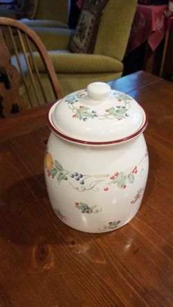 Corelle Cookie Jar / Cannister