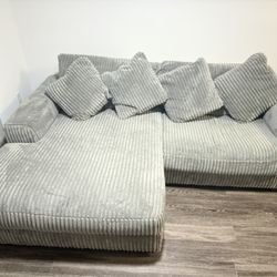 Lindyn 2-Piece Modular Loveseat with Chaise