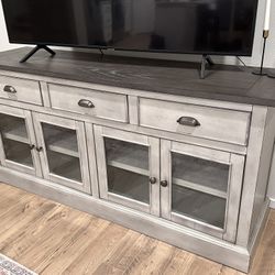 Tv Stand/sideboard 