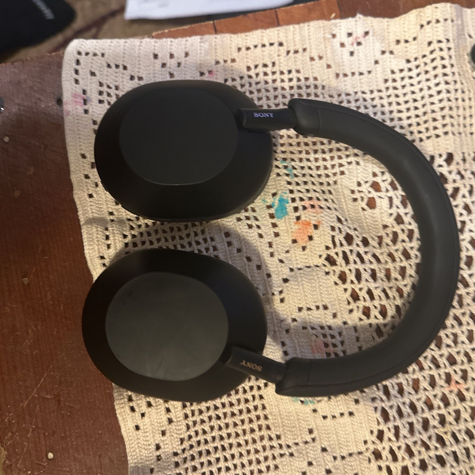 Sony XM5s Black