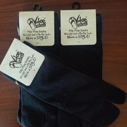 3 Pairs Of V Toe Flip Flop Socks Black
