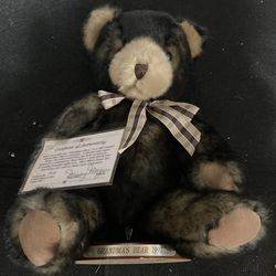 Mary Meyer Plush Bear Stuffed Animal Toy Soft with Stand Grandmas Bear COA 1997