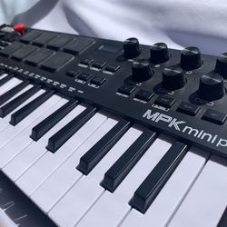 MPK Mini Plus