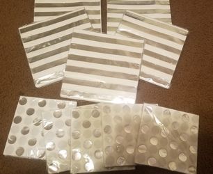 Assorted party supplies