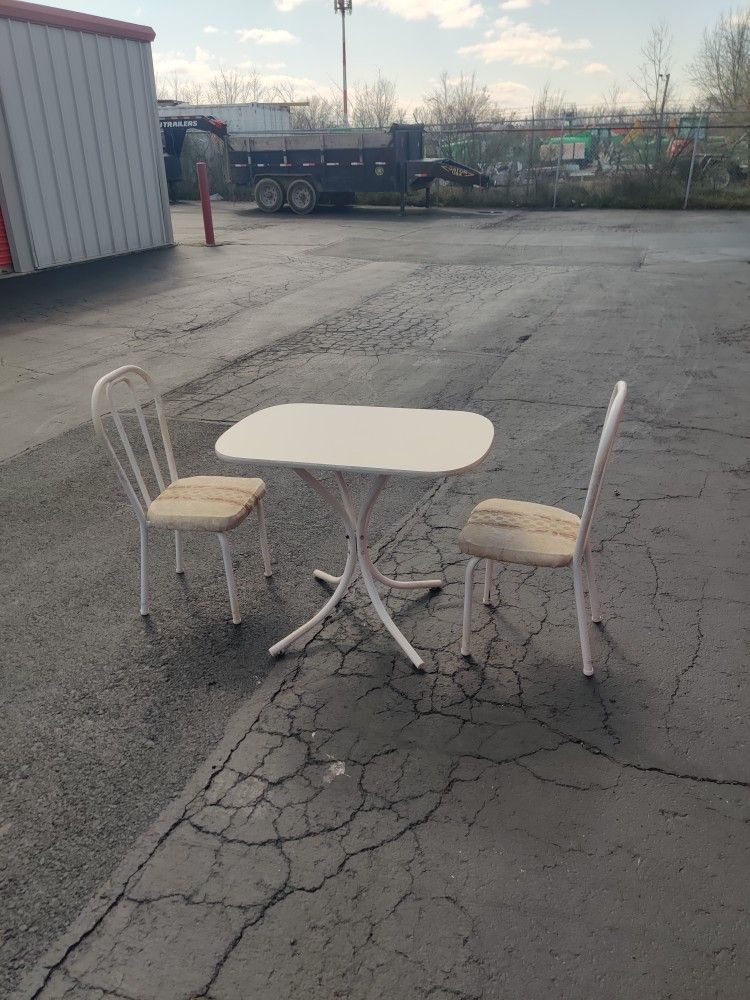 Table And Chairs 