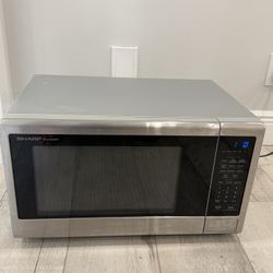 Sharp Microwave Great Condition