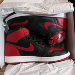Air Jordan 1 Retro High OG Size 9