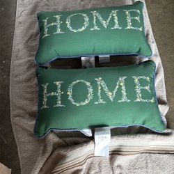 Throw Pillows