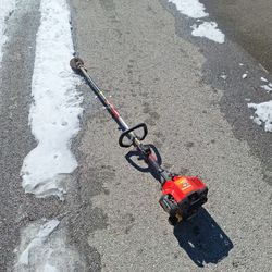 CRAFTSMAN WS4200 30-cc 4-cycle 17-in Straight Shaft Attachment Capable Gas String Trimmer