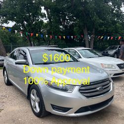 2015 Ford Taurus