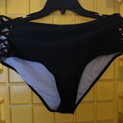 Women’s swim bottoms