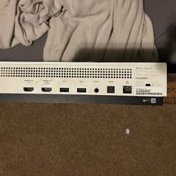 Xbox One With 1 Controller 