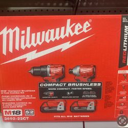 Milwaukee New Kit Drill And Impact M18 Batteries And Charger 