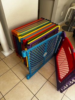 13 Panel Superyard Baby Playpen Gate Safety Indoor Outdoor Toddler Play Area. Used In Good Condition.