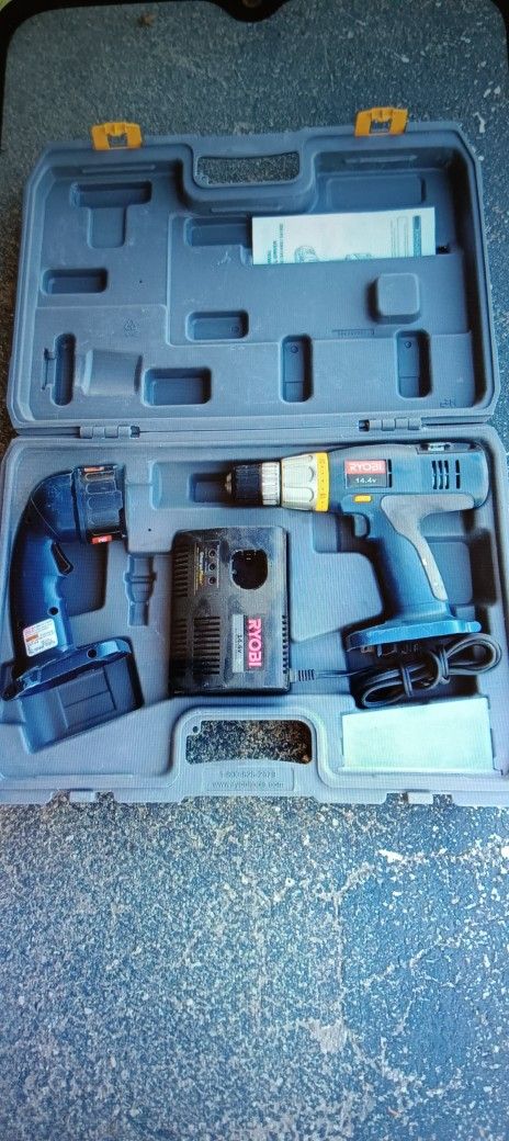 RYOBI 14.4 Volts Cordless Drill & Flashlight Set