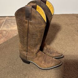 Justin Cowgirl Western Boots - Hardly Used!