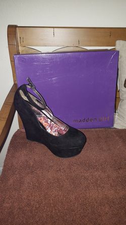 Size 7 wedges