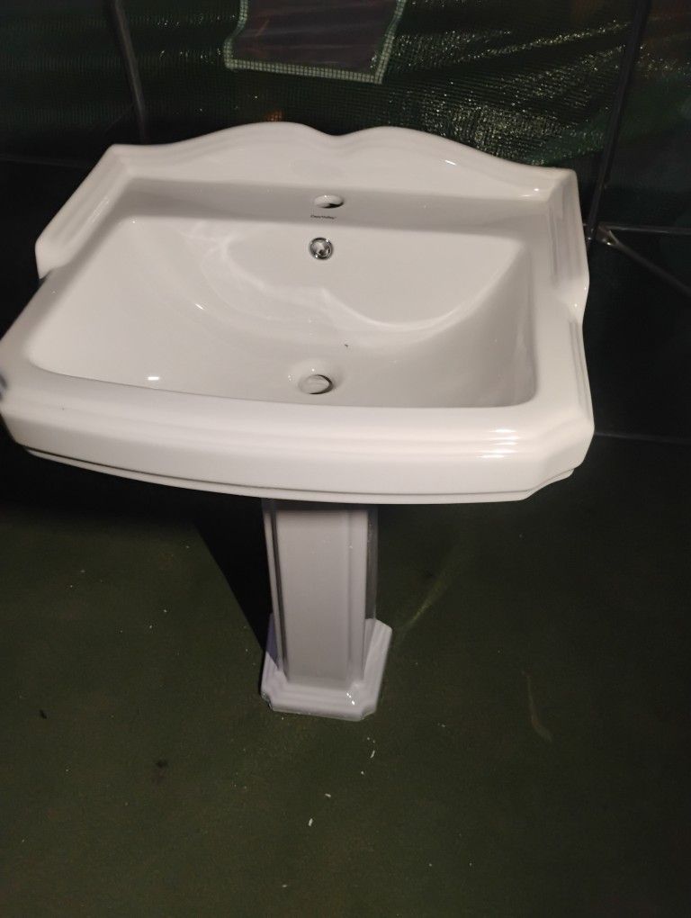 DEERVALLEY 23 in. W x 19 in. D Rectangular Vitreous China Pedestal Bathroom Sink in White with Overflow