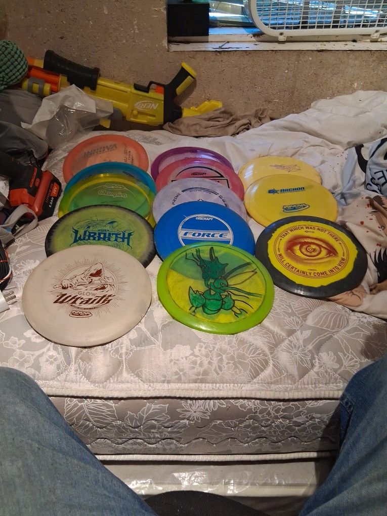 13 GOLF DISCS