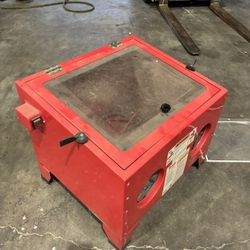 Sandblasting cabinet