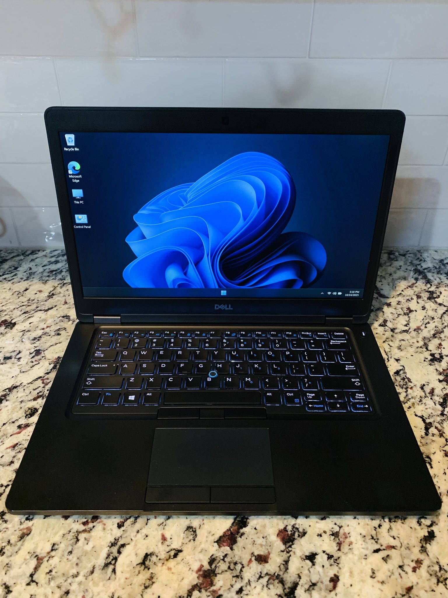 Dell Laptop - 8GB DDR4 Ram, HDMI, Intel i5 @ 2.60GHz, Backlit KB, Win 11 Pro 64bit, MS Office 2024