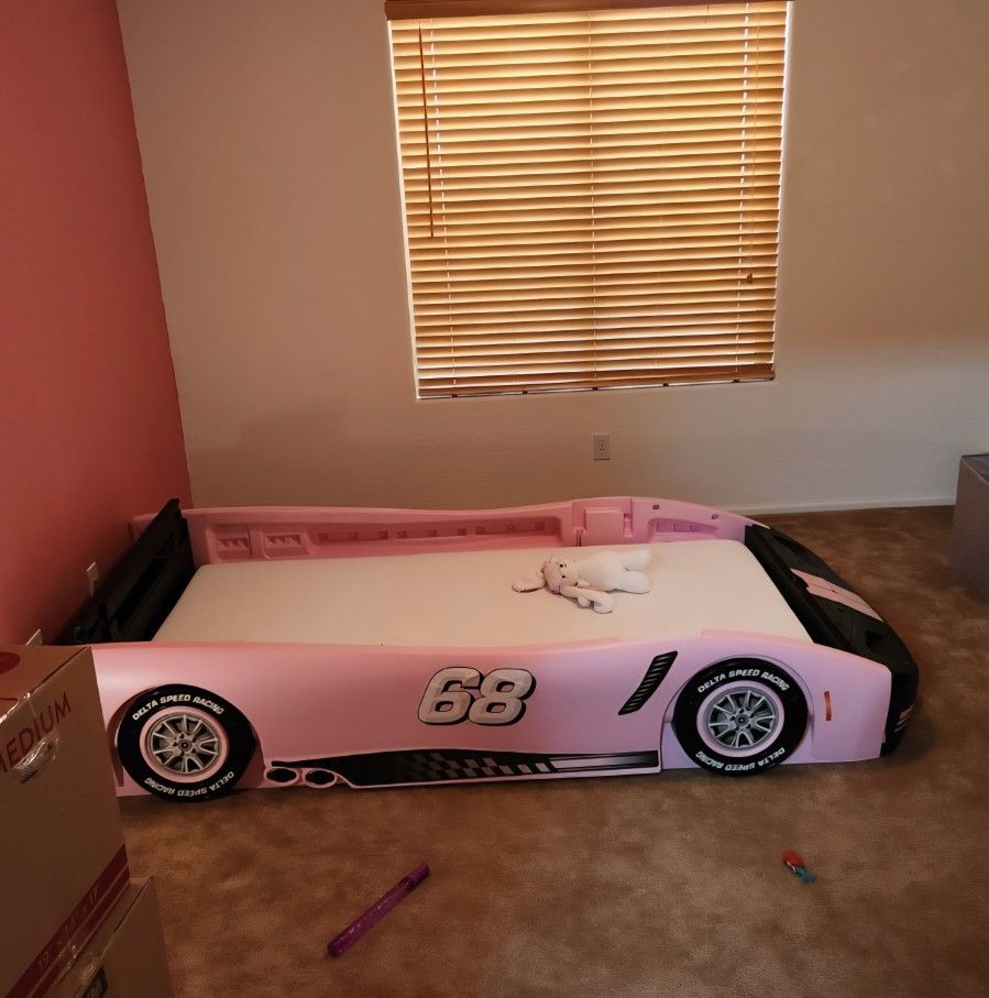 Girls Twin Racecar Bed Without Mattress