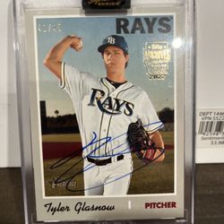 Tyler Glasnow Auto Card. 
