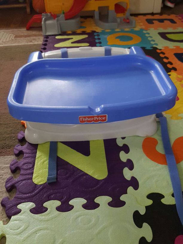 Fisher price (booster seat)