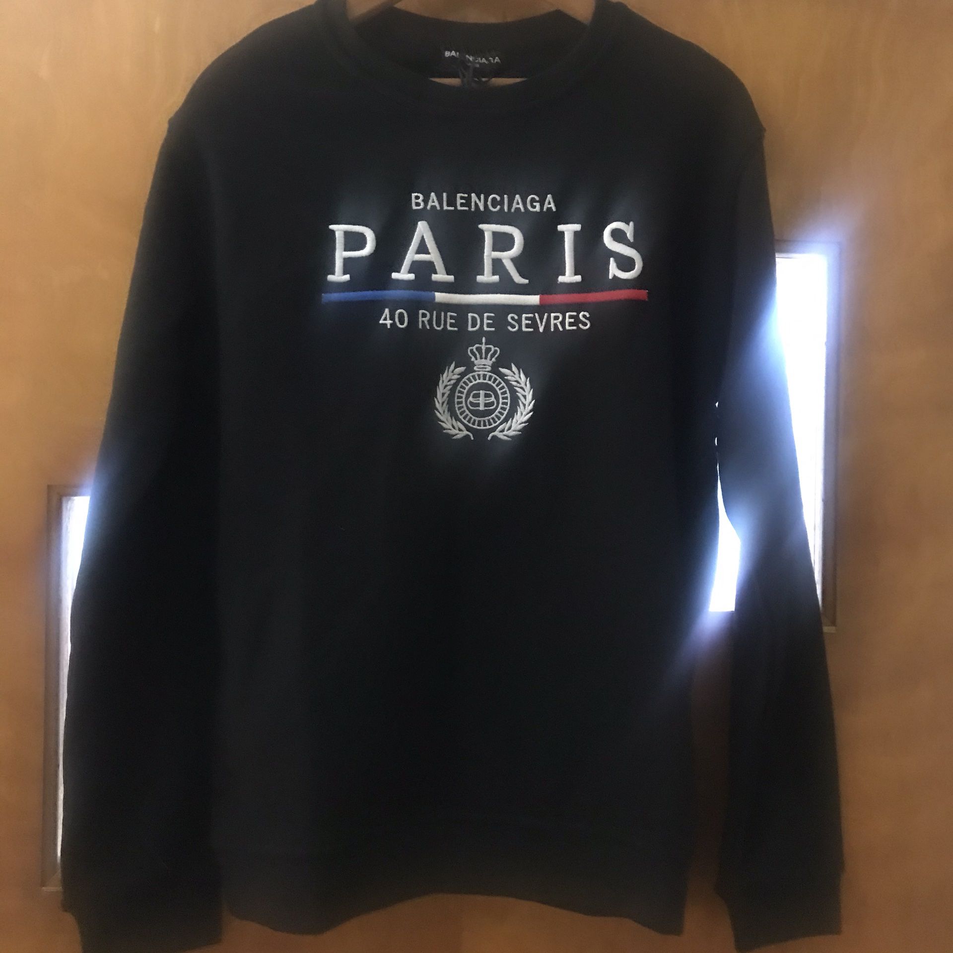 Black Sweatshirt Size L